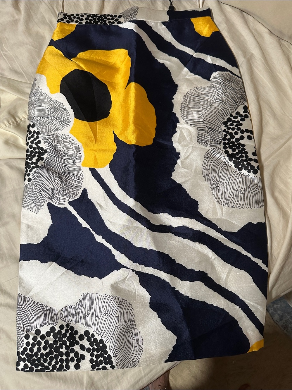 Beautiful Raoul midi Pencil skirt Size 2
